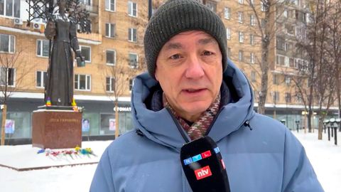 "Blumen an ukrainischem Denkmal": Munz über Reaktionen in Russland nach dem Hochhaus-Angriff