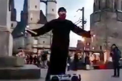 "Konvertiert oder sterbt!": Hassprediger in Halle – warum Sie diesem Fake nicht auf den Leim gehen dürfen