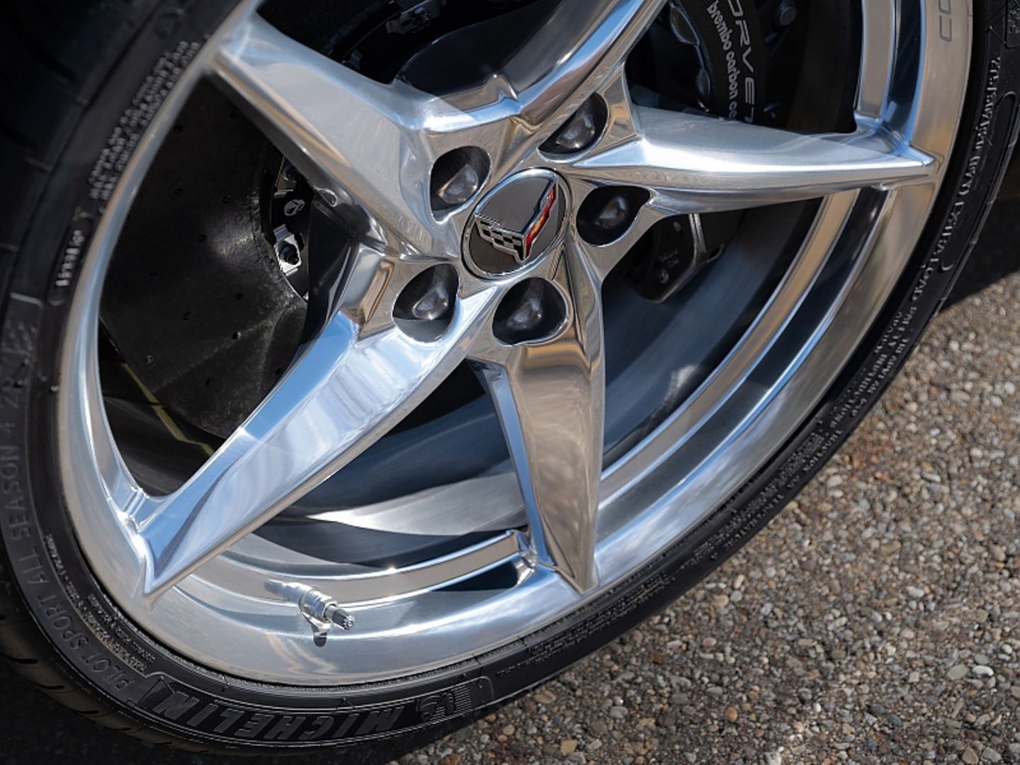 Corvette E-Ray eAWD 2024
