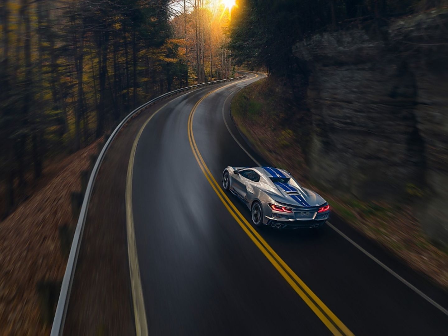 Corvette E-Ray eAWD 2024