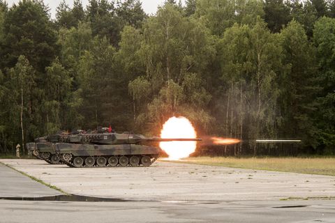 Der Leopard 2 während einer Übung im Jahr 2018
