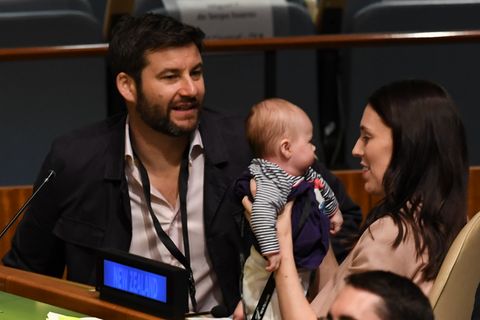 Am 24. September 2018 nimmt der wohl jüngste Mensch überhaupt an einer UN-Versammlung teil: Neve Ardern Gayford ist in Begleitung ihrer Eltern zum Nelson Mandela Peace Summit erschienen. Wortbeiträge der Kleinen sind allerdings nicht bekannt.