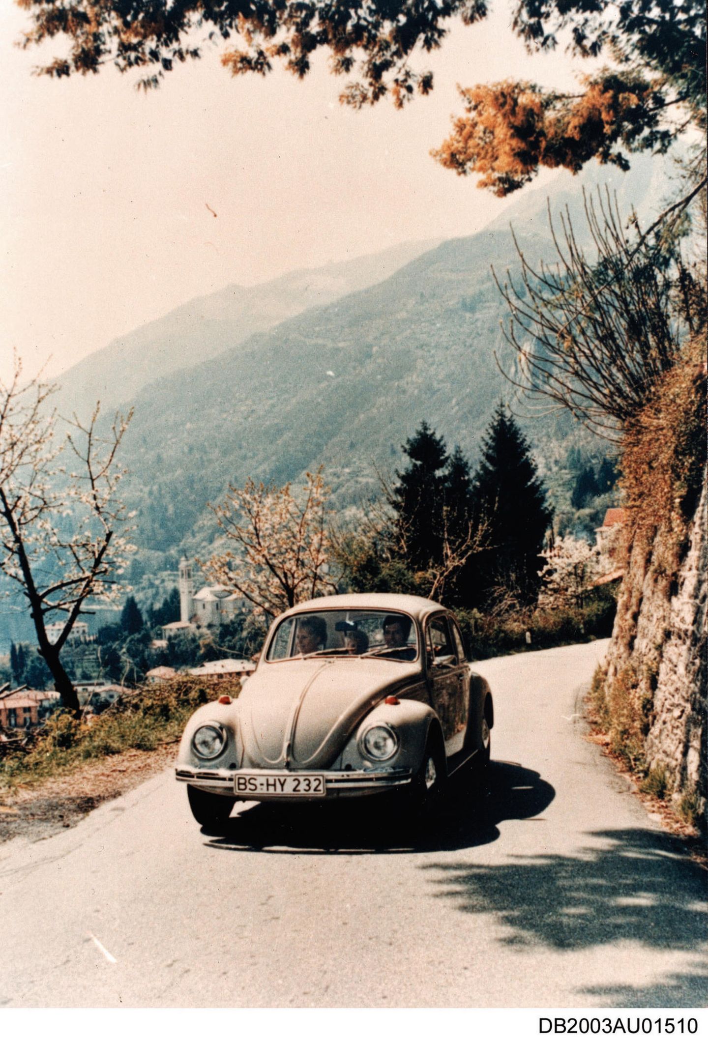 Ende der VW-Käfer-Produktion in Deutschland vor 45 Jahren – eine  Automobilkarriere in Bildern