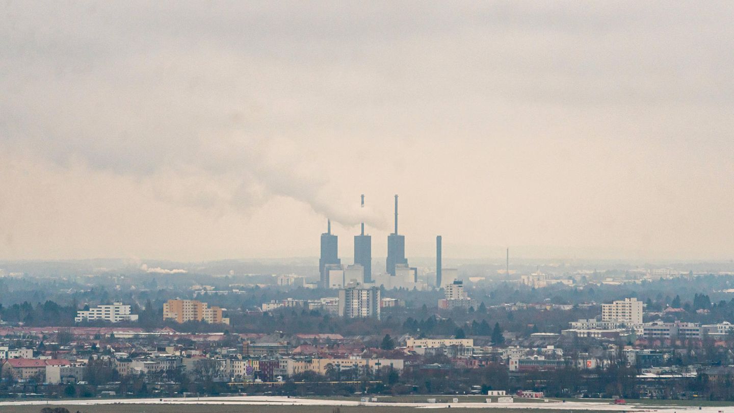 Stadtansicht von Berlin mit Kraftwerk