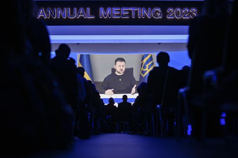 Wolodymyr Selenskyj, Präsident der Ukraine, hält eine Rede per Videokonferenz während des 53. Weltwirtschaftsforums (WEF)