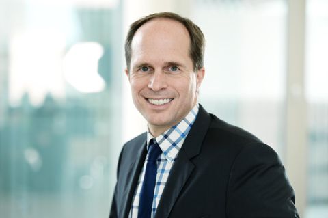 Einen Teil seines Vermögens machte Jochen Wermuth Ende der 90er-Jahre bei der Deutschen Bank in Russland