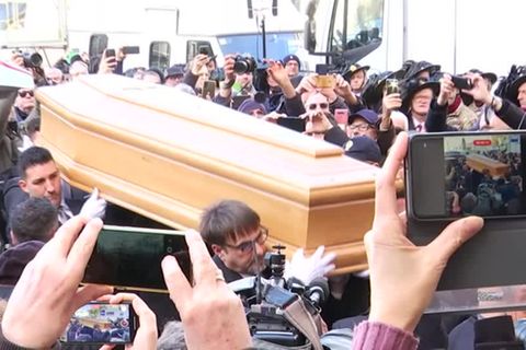 Video: "Addio Lollo" – Schauspielerin Gina Lollobrigida beerdigt