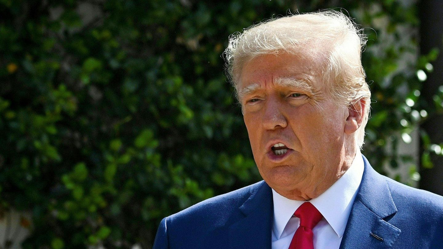 Donald Trump: Judge sentences ex-president to large fine