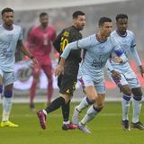 Ronaldo hängt sich voll rein. Beide Teams lösen ihr Versprechen ein, eine große Show zu liefern: "Die Zuschauer kamen voll auf ihre Kosten", urteilt Frankreichs Sportblatt "L'Équipe".