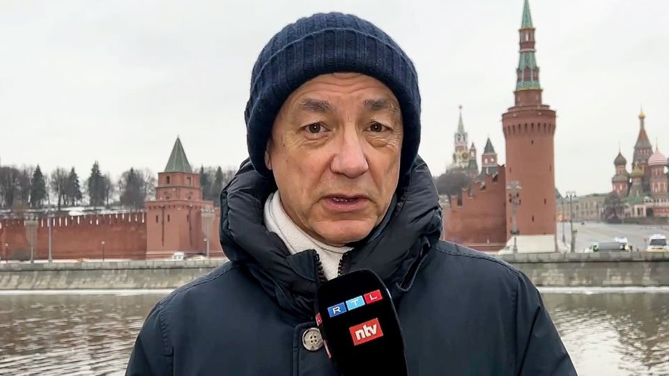 "Putin hat nie seine Ziele aufgegeben": Moskau-Reporter über die Gefahr eines Kiew-Angriffs aus Belarus "Putin hat nie seine Ziele aufgegeben": Moskau-Reporter über die Gefahr eines Kiew-Angriffs aus Belarus