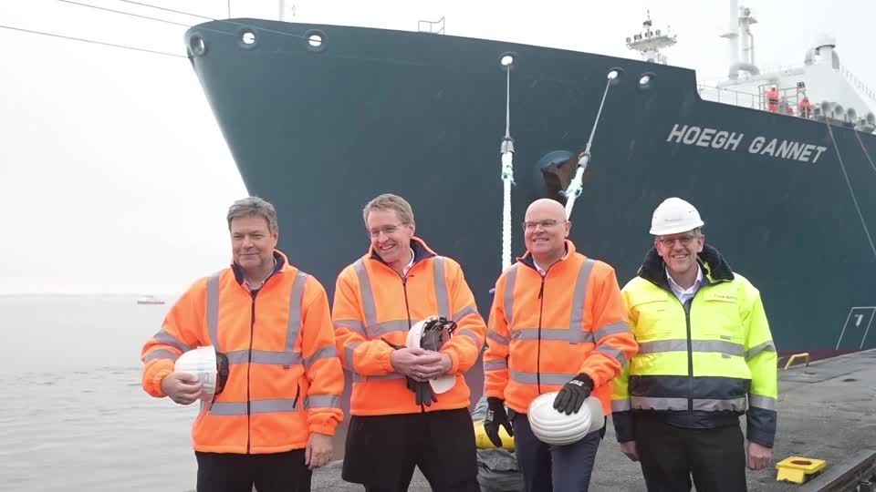 Video: Drittes deutsches LNG-Terminal in Betrieb
