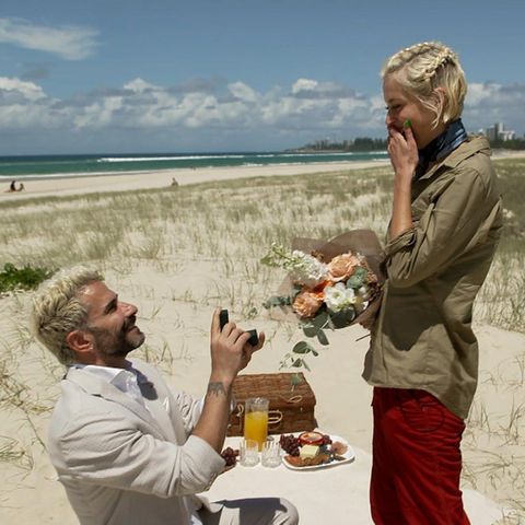 Nach ihrem Rauswurf aus dem Dschungelcamp freut sich Verena Kerth über Marc Terenzis Heiratsantrag