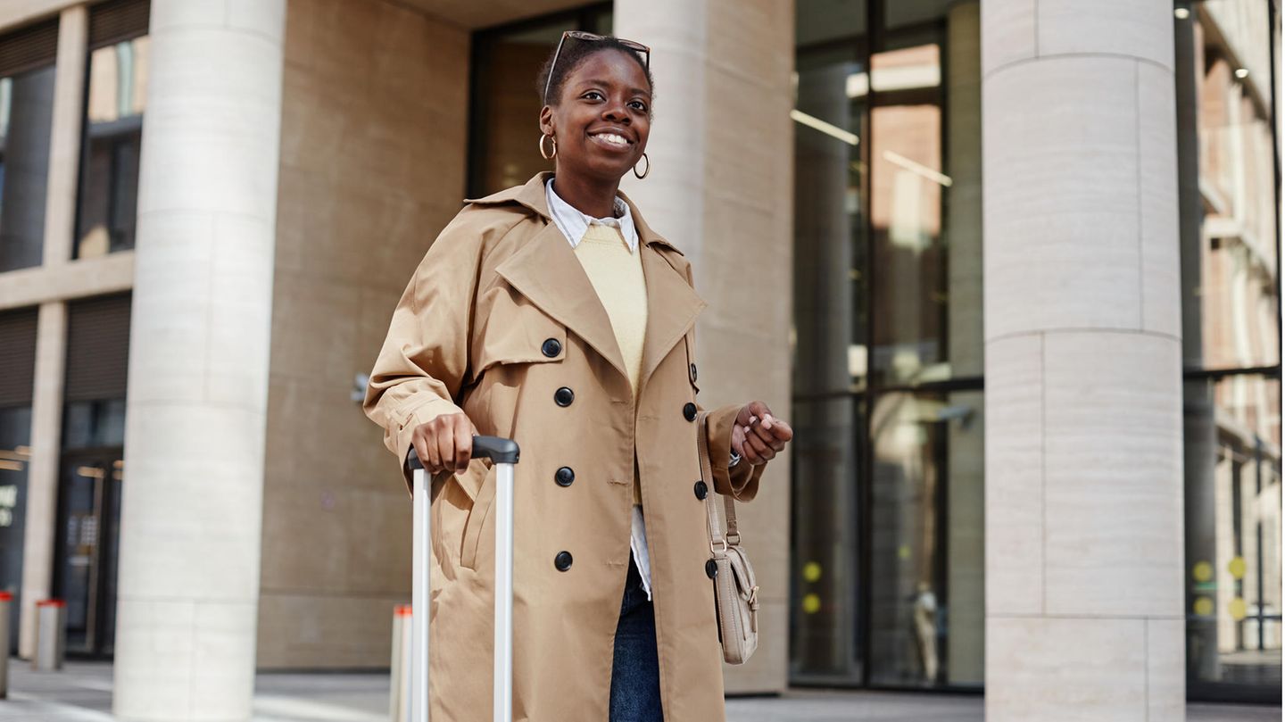 Trench coat trends: These are the 4 must-haves for 2023