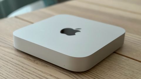 Klein, aber oho: Der Mac Mini mit M2 bleibt bei seinem schicken, schlanken Design