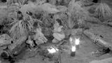 Dschungelcamp 2023, Tag 12: In der Nacht kommt es beim Lagerfeuer zu einem persönlichen Gespräch zwischen Jana Pallaske (l.) und Jolina Mennen. Die Schauspielerin erzählt von ihrer schlimmen Zeit in der Traumfabrik, wo sie mit Anfang 20 ihr Glück versucht hat: "Ich war in Hollywood und auch in L.A. und wurde da völlig traumatisiert", erzählt die 43-Jährige. "Da habe ich ganz schnell gemerkt: Dafür werde ich meine Seele nicht verkaufen. Es gab einfach permanent sexuelle Übergriffe. Das war so gang und gäbe, das wurde so ganz klar verlangt." In der Nacht kommt es beim Lagerfeuer zu einem persönlichen Gespräch zwischen Jana Pallaske (l.) und Jolina Mennen. Die Schauspielerin erzählt von ihrer schlimmen Zeit in der Traumfabrik, wo sie mit Anfang 20 ihr Glück versucht hat: "Ich war in Hollywood und auch in L.A. und wurde da völlig traumatisiert", erzählt die 43-Jährige. "Da habe ich ganz schnell gemerkt: Dafür werde ich meine Seele nicht verkaufen. Es gab einfach permanent sexuelle Übergriffe. Das war so gang und gäbe, das wurde so ganz klar verlangt."