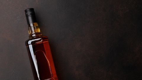 Eine Literflasche Whiskey als Symbolfoto für einen Artikel zum Fall Stone Foltz