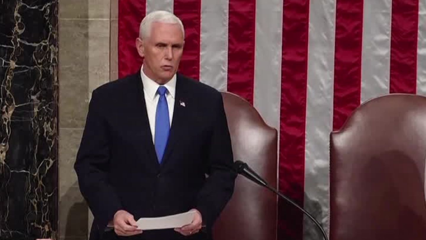 Mike Pence: Confidential papers also seized from ex-vice president (video)