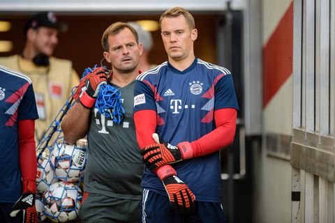 Freund, Trauzeuge und Torwarttrainer: Toni Tapalovic war 2011 mit Manuel Neuer zu den Bayern gewechselt