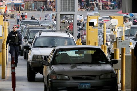 Grenzkontrollen am Übergang zwischen Mexiko und den USA in San Ysidro im Bundesstaat Kalifornien