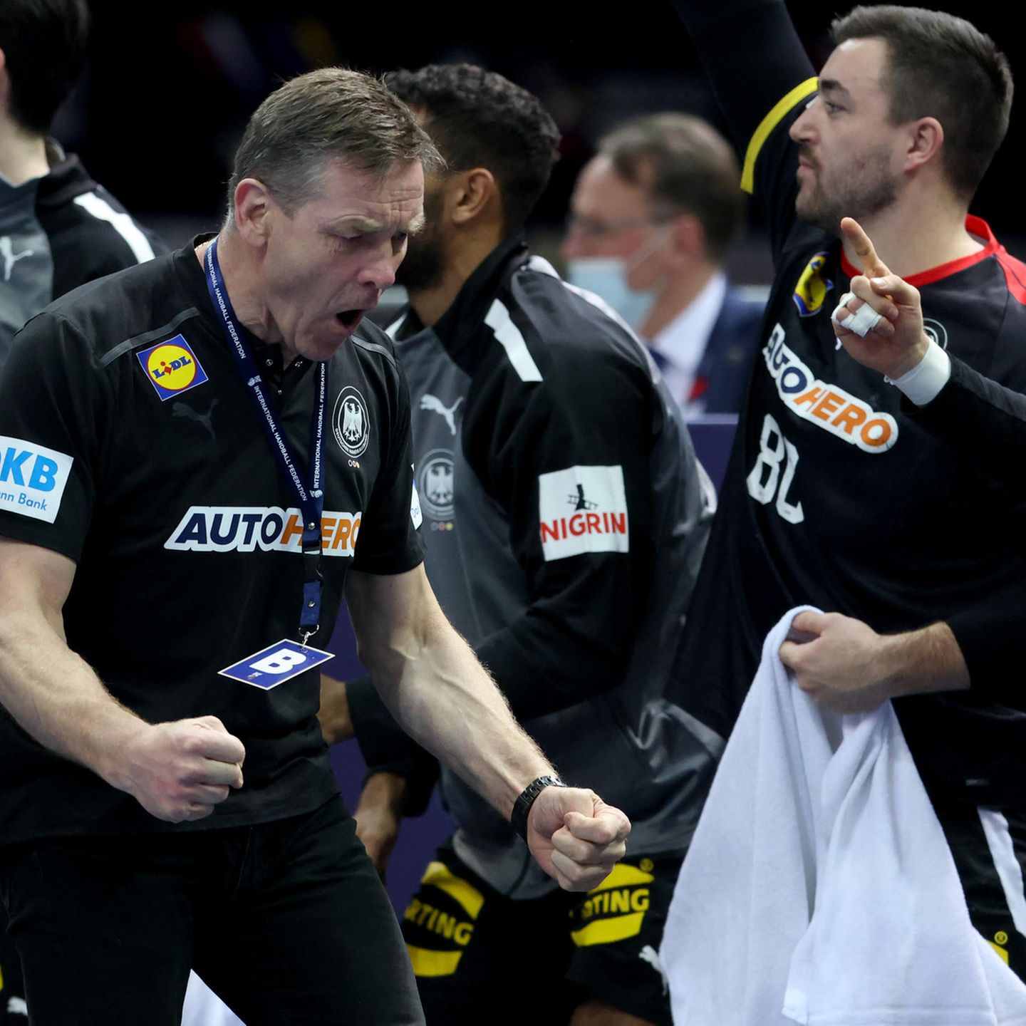 Handball Trainer Alfred Gislason und sein junges Team STERN.de