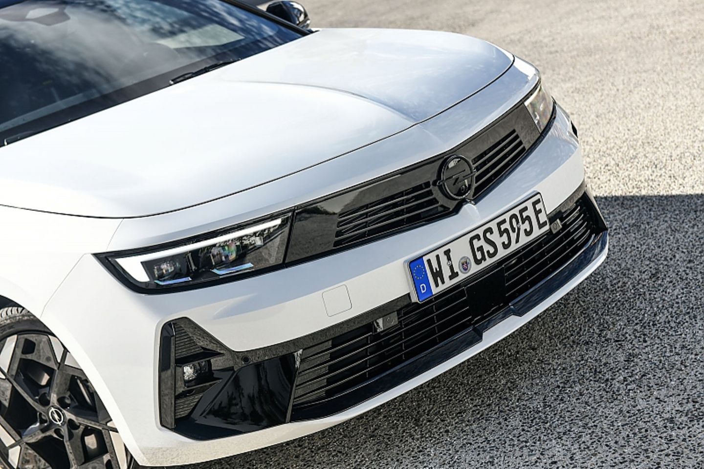 Opel Astra GSe