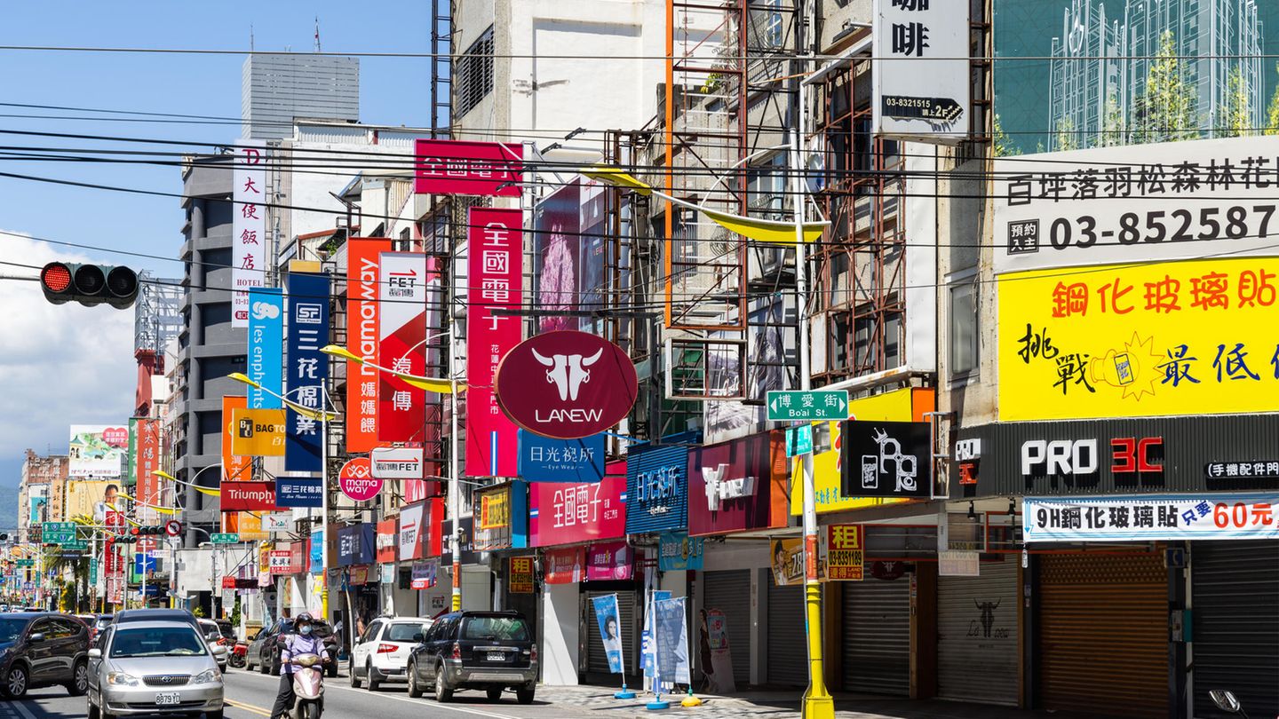 Straßenzug in Hualien, Taiwan