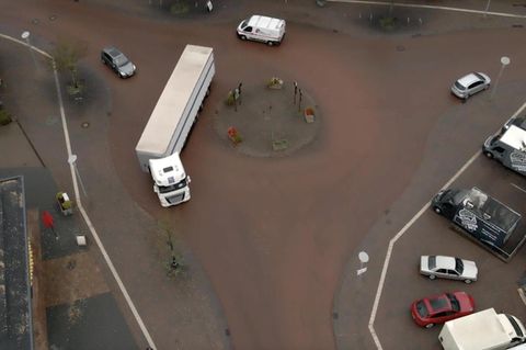 "Shares Space": Gemeinde verzichtet auf Schilder, Ampeln und Bordsteine
