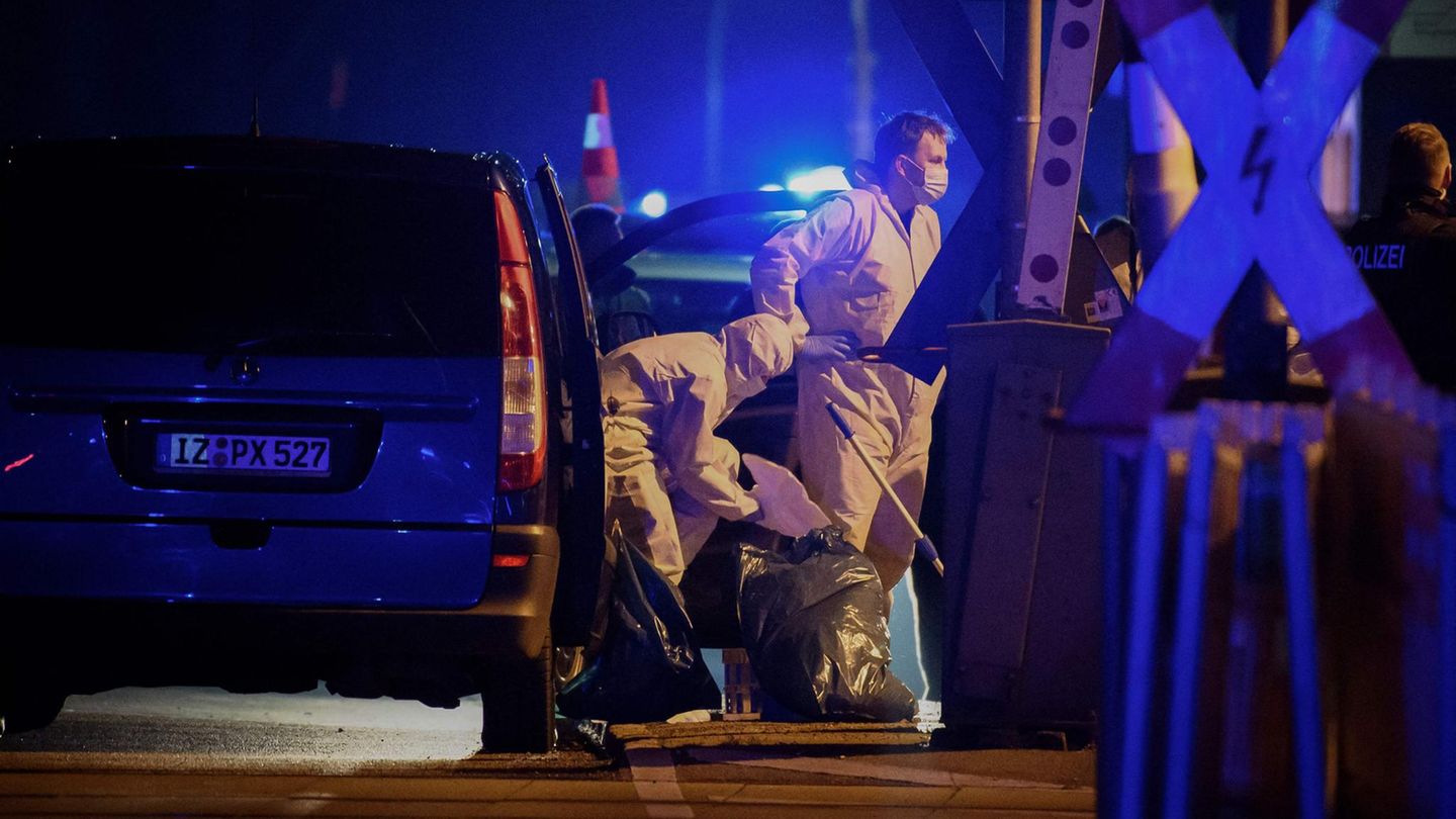 In Brokstedt festgenommen: Vorstrafen, Drogen, Gewalt: Was über den mutmaßlichen Regionalzug-Messerstecher Ibrahim A. bekannt ist