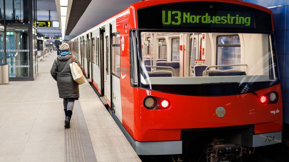 Autonome U-Bahn Nürnberg Die U-Bahn-Linie U3 in Nürnberg