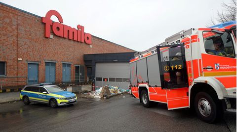Das mutmaßliche Müllpressen-Unglück ereignete sich an einem Supermarkt in Norderstedt (Kreis Segeberg, Schleswig-Holstein)