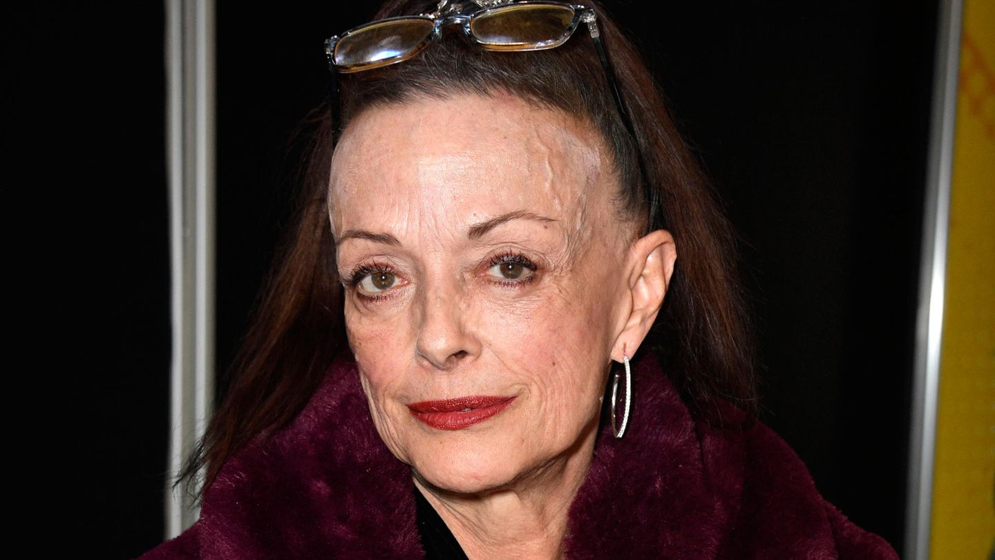 Lisa Loring