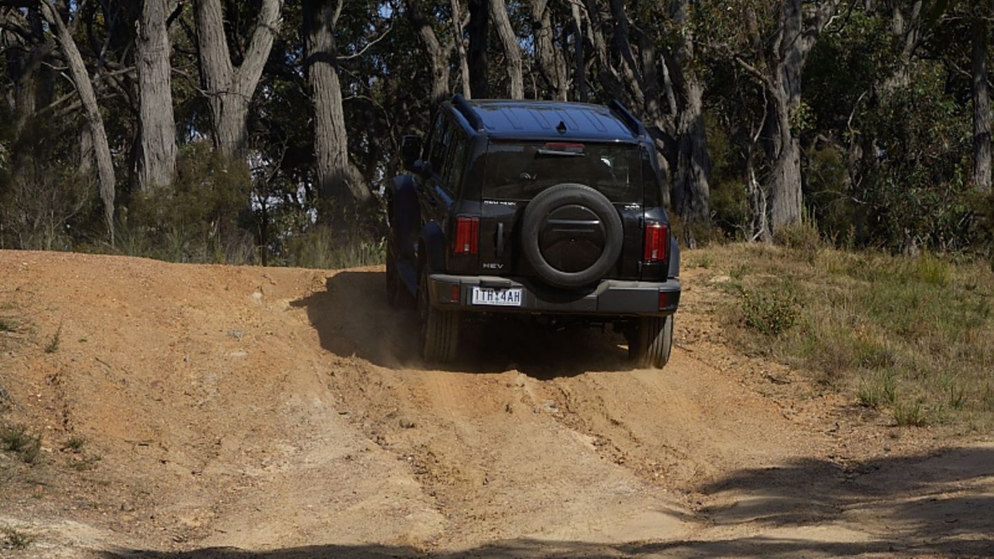 GWM Tank 300 HEV