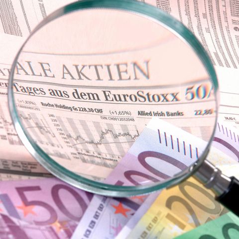 Die Aktienseite einer Zeitung zeigt die aktuellen Kurse