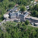 Eine Luftaufnahme des Schlosshotels Bühlerhöhe, wo einst Prominente und Politiker zu Gast waren.