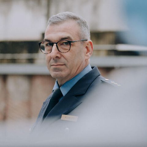 Ralf Klein leitet die Polizeidirektion Kaiserslautern. Er kannte nicht nur das Mordopfer Alexander K. (†29), sondern fuhr einst auch mit dessen Kollegen Streife.