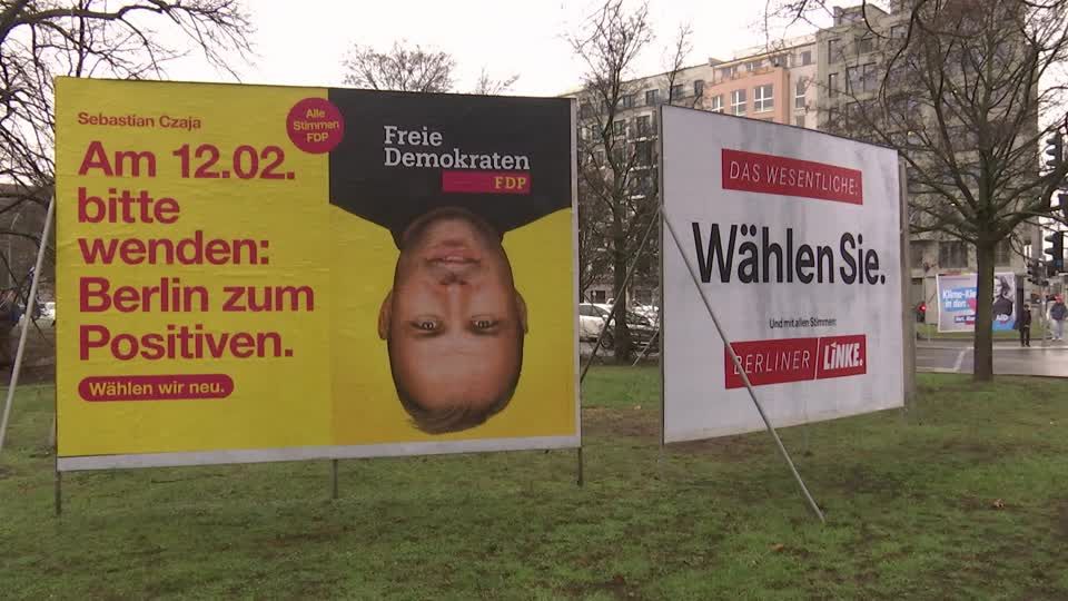 Video: Verfassungsgericht weist Eilanträge gegen Berlin-Wahl ab Video: Verfassungsgericht weist Eilanträge gegen Berlin-Wahl ab