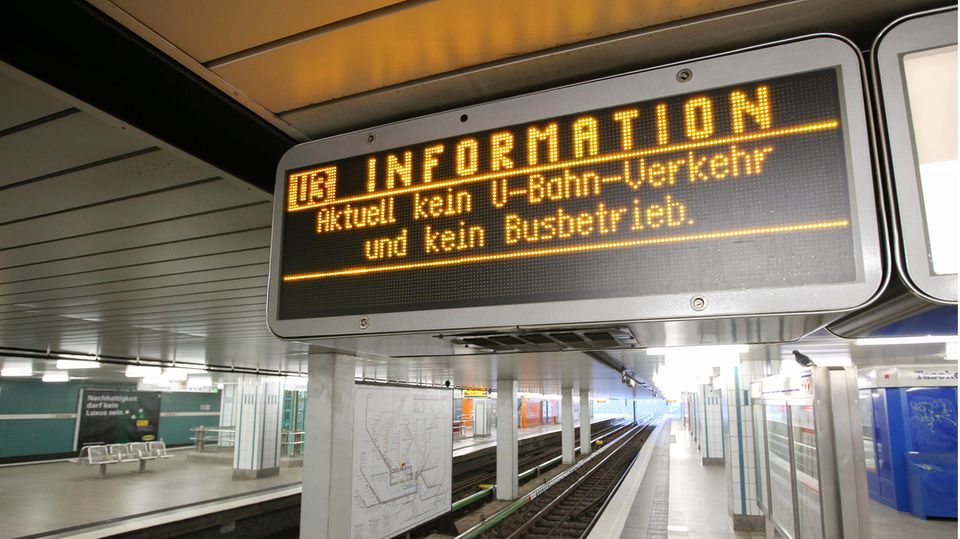 Wegen eines Streiks des HVV verkehren am Mittwoch in Hamburger keine U-Bahnen und Busse der Hochbahn
