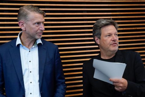 Peter Mikael Carlsson und Robert Habeck