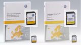 Sonderpreis "Fälschung": SD-Karte "Volkswagen Navigation"  Der polnische Anbieter "Iptrocars" verkaufte auf Ebay gefälschte SD-Karten der Volkswagen Navigation AS (V16) - zum halben Preis und drei Monate, bevor das Produkt überhaupt auf den Markt kam. Mit dem Angebot, 2000 Euro zu zahlen, versuchte der Shop, der im Übrigen 99,8% positive Bewertungen aufweist, Volkswagen von juristischen Schritten abzuhalten. Der Autokonzern ging nicht darauf ein und plant weitere rechtliche Schritte.