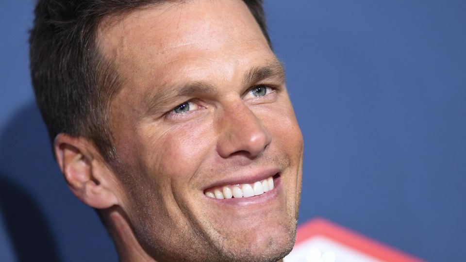 NFL-Legende: Football-Star Tom Brady erklärt endgültig Rücktritt