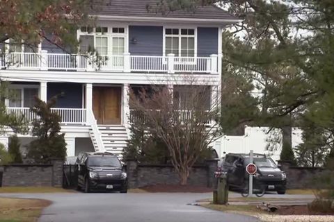 Video: Biden-Anwalt: FBI findet keine vertraulichen Dokumente in Strandhaus
