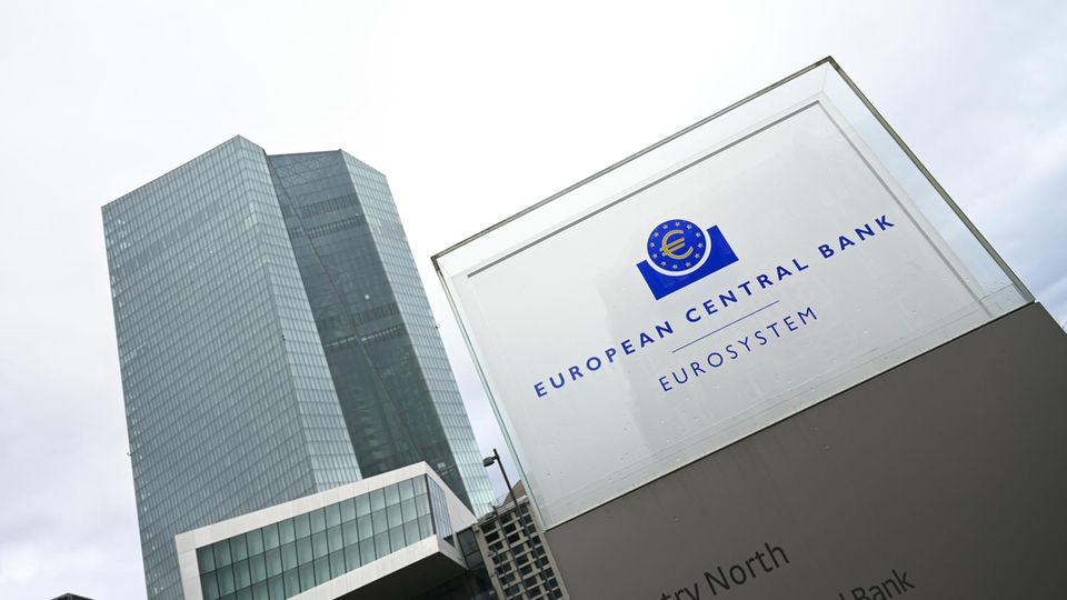 Die Zentrale der Europäischen Zentralbank (EZB) in Frankfurt am Main