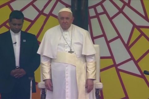 Video: Papst auf Afrikareise
