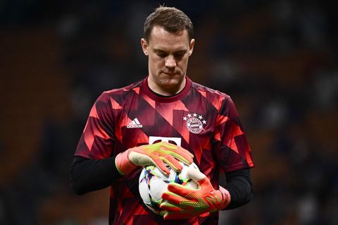 Manuel Neuer findet harsche Worte für den FC Bayern wegen der Entlassung seines Torwarttrainers