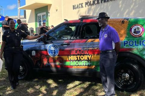 Anlässlich des Black History Month umgestalteter Streifenwagen der Polizei Miami
