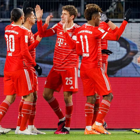 Bayern München besiegt den VfL Wolfsburg