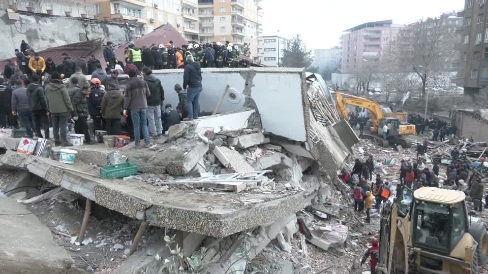 Katastrophe in der Türkei: Warum der größte Teil der türkischen Bevölkerung in ständiger Erdbebengefahr lebt