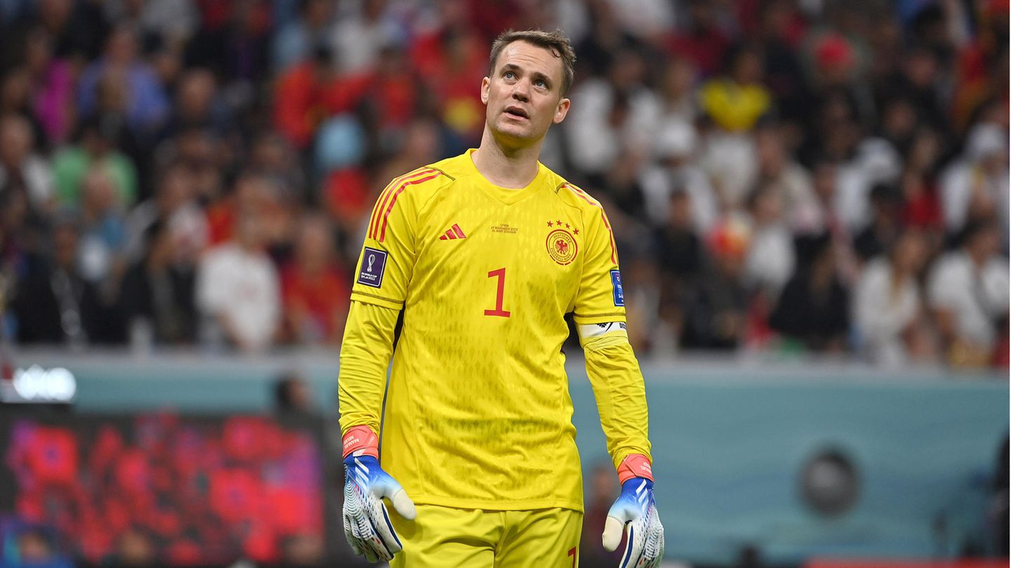 Manuel Neuer: Why his era in goal at FC Bayern could end soon