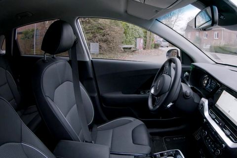 Hamburger Startup testet Mietwagen ohne Fahrer