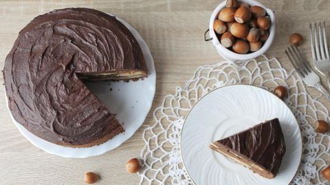 Schokoladen-Haselnuss-Käsekuchen: Leckerer Kuchen aus nur vier Zutaten
